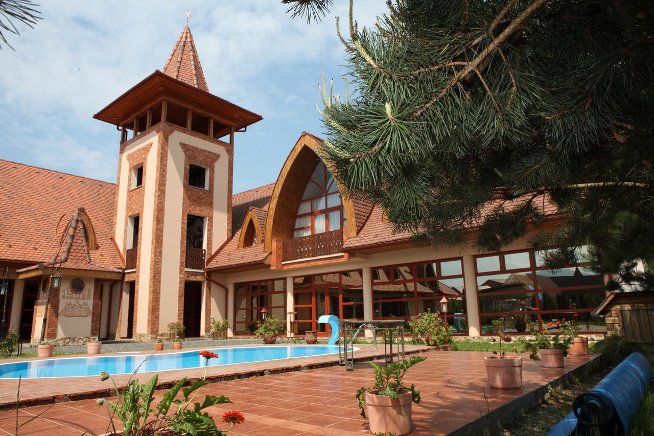 Publo Spa Hotel Vyshkove Exterior foto