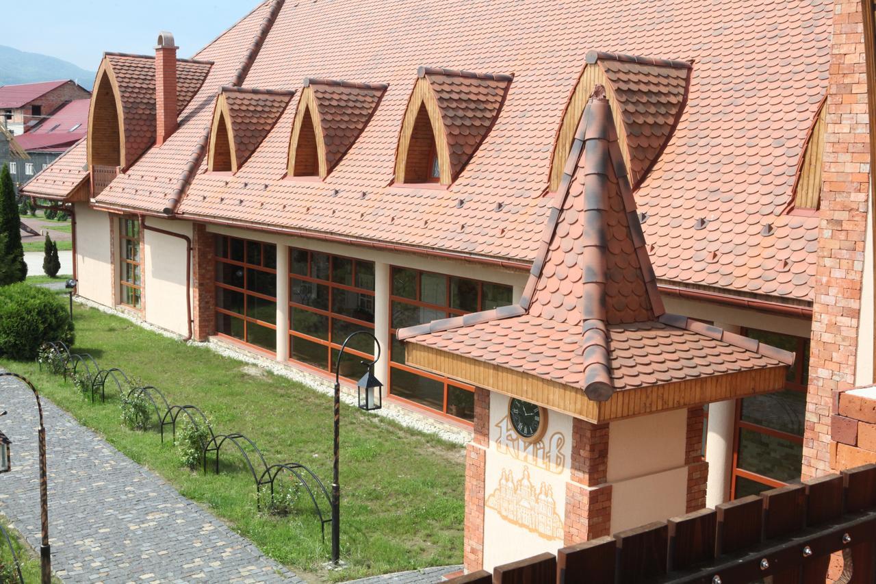 Publo Spa Hotel Vyshkove Exterior foto